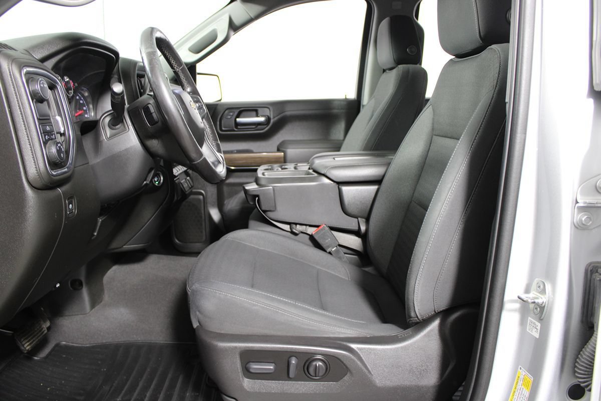 Used 2022 Chevrolet Silverado 1500 LT w/ LPO, Dark Essentials Package RWD image 21