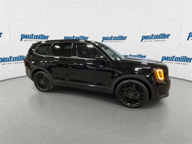 Used 2022 Kia Telluride EX w/ EX Premium Package image 13