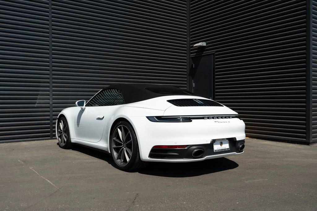 Used 2023 Porsche 911 Carrera S image 3