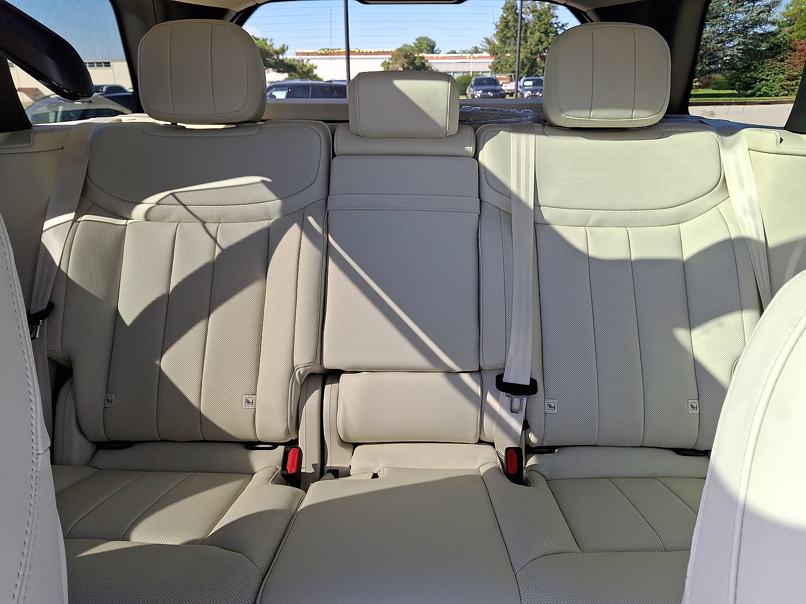 New 2027 Land Rover Range Rover SE AWD/4WD image 6