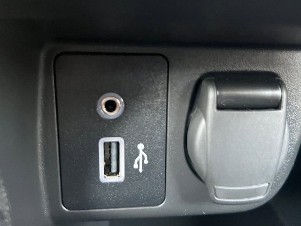 Certified 2025 Nissan Versa S w/ Trunk Package image 6