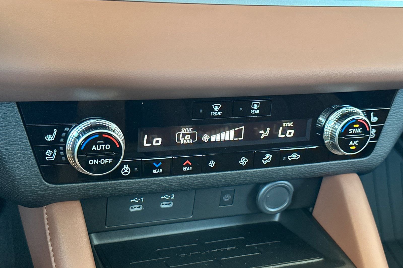 New 2025 Mitsubishi Outlander SEL image 19