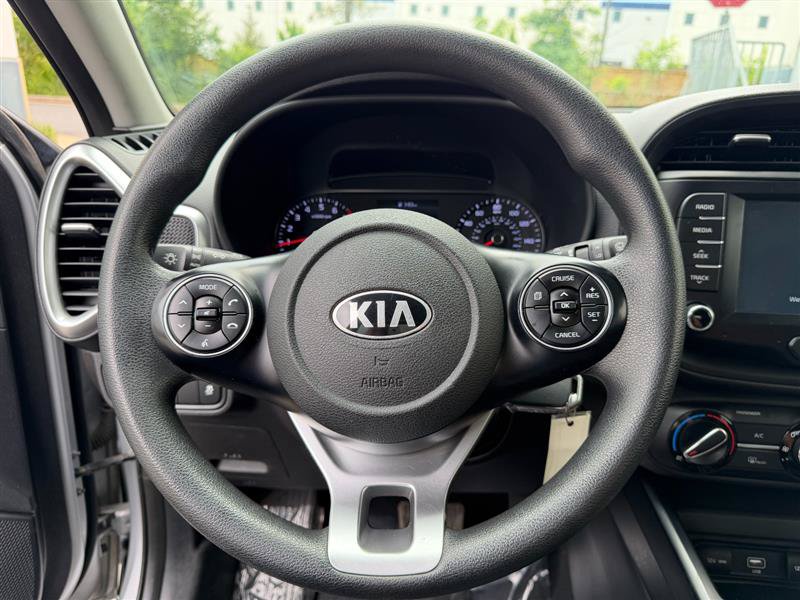 Used 2020 Kia Soul S FWD image 45