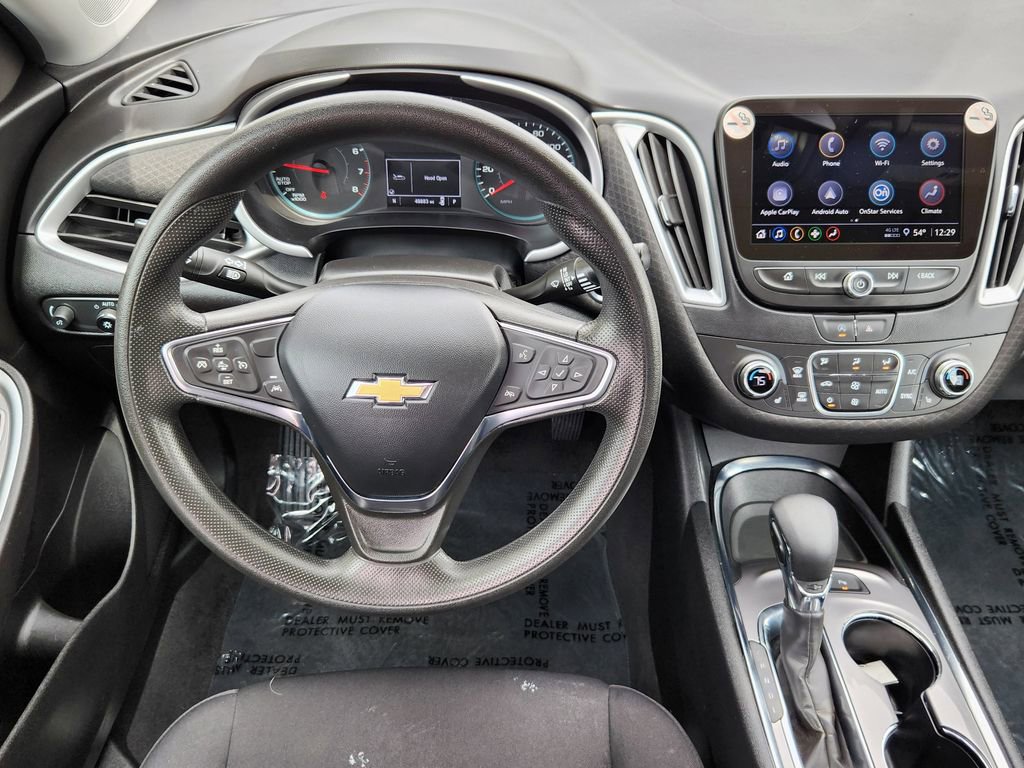 Used 2019 Chevrolet Malibu LT FWD image 3