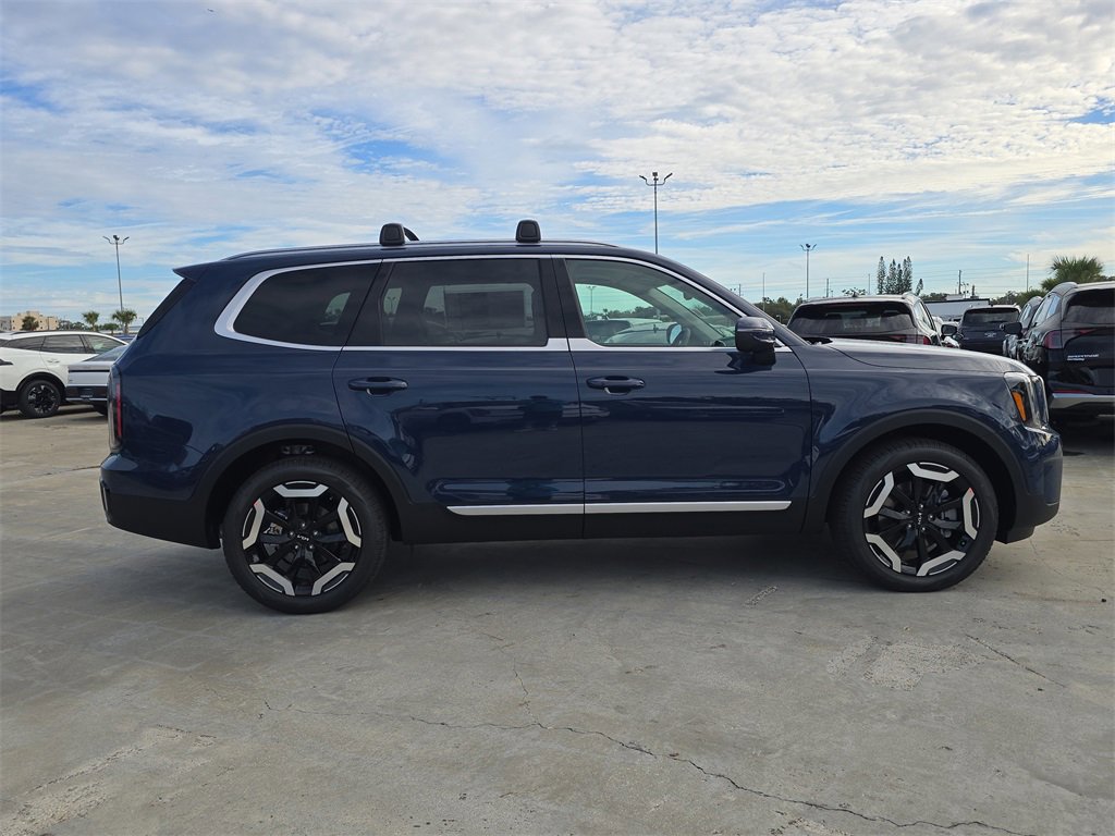 New 2025 Kia Telluride EX image 9
