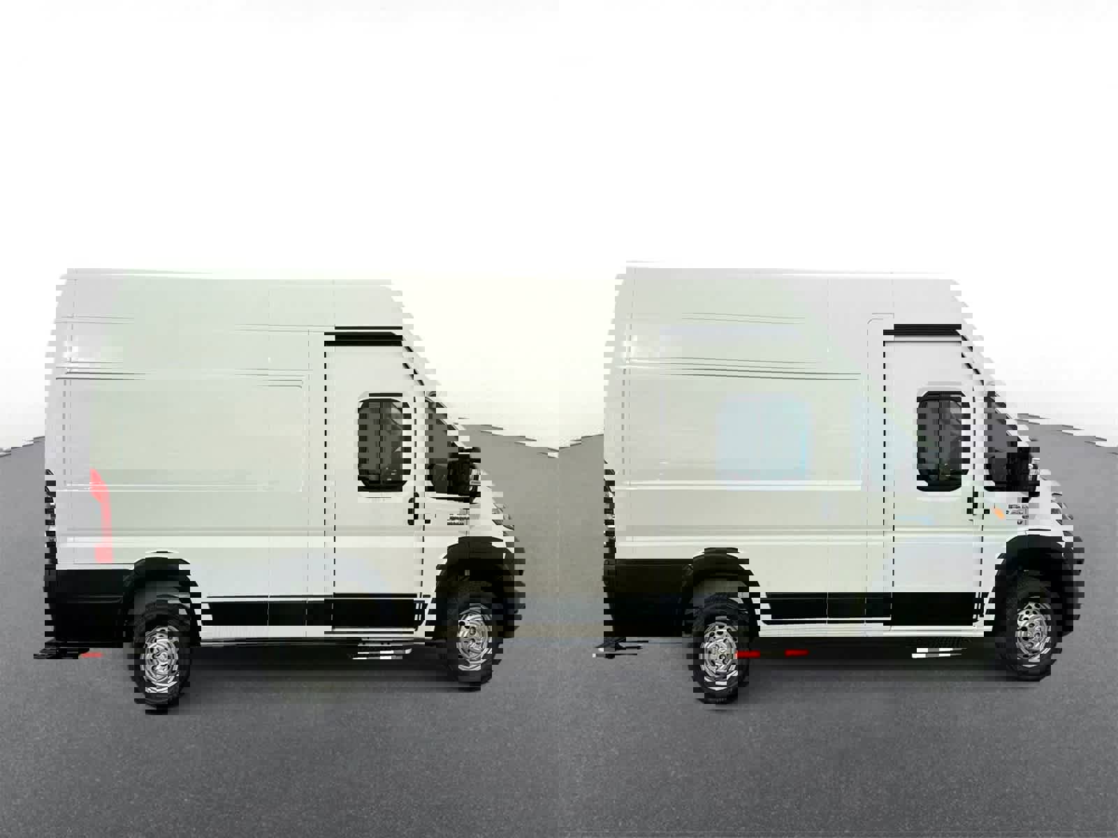 Used 2024 RAM ProMaster 3500 w/ Delivery Van Package image 9