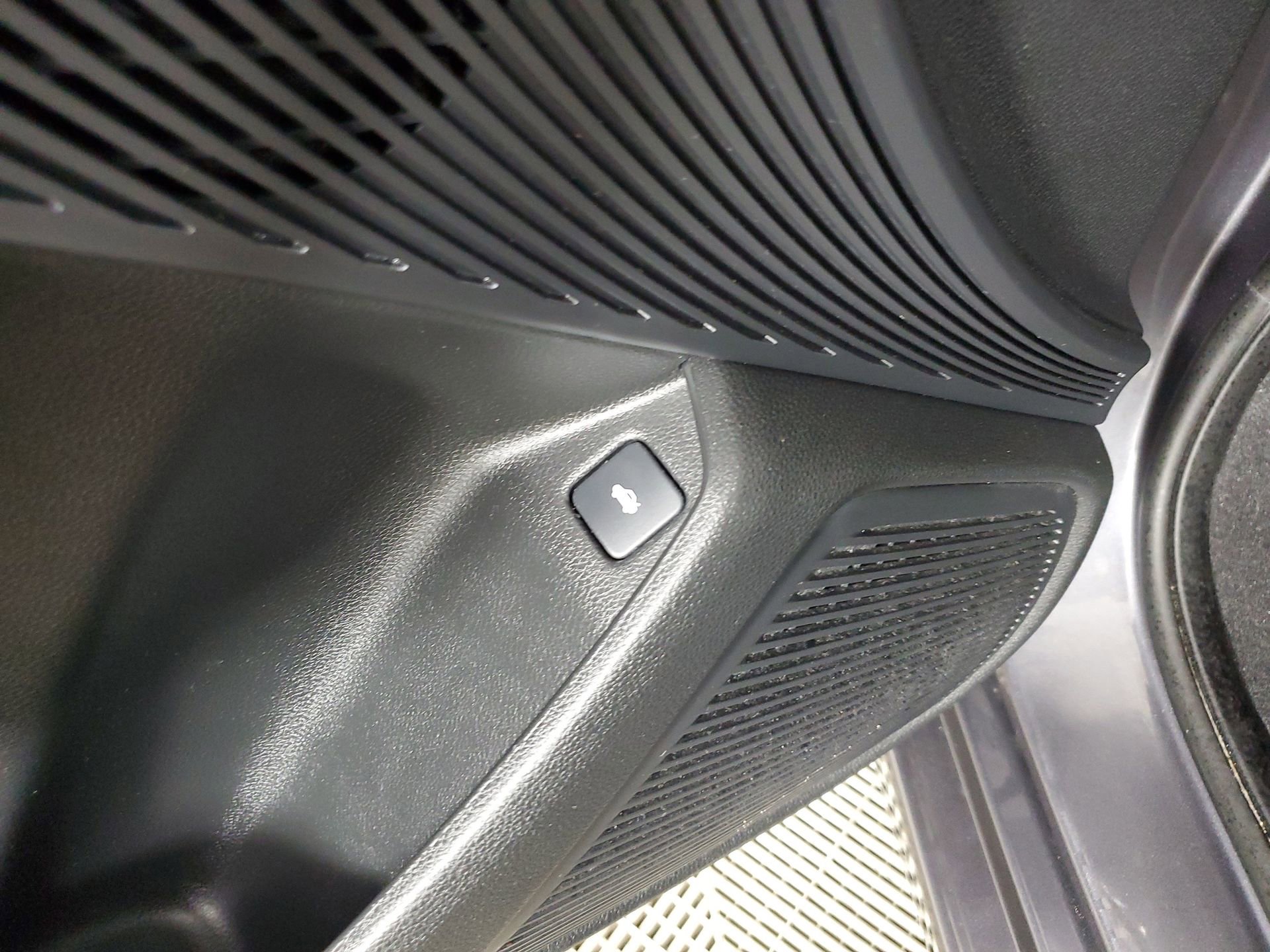 Used 2023 Acura TLX image 28