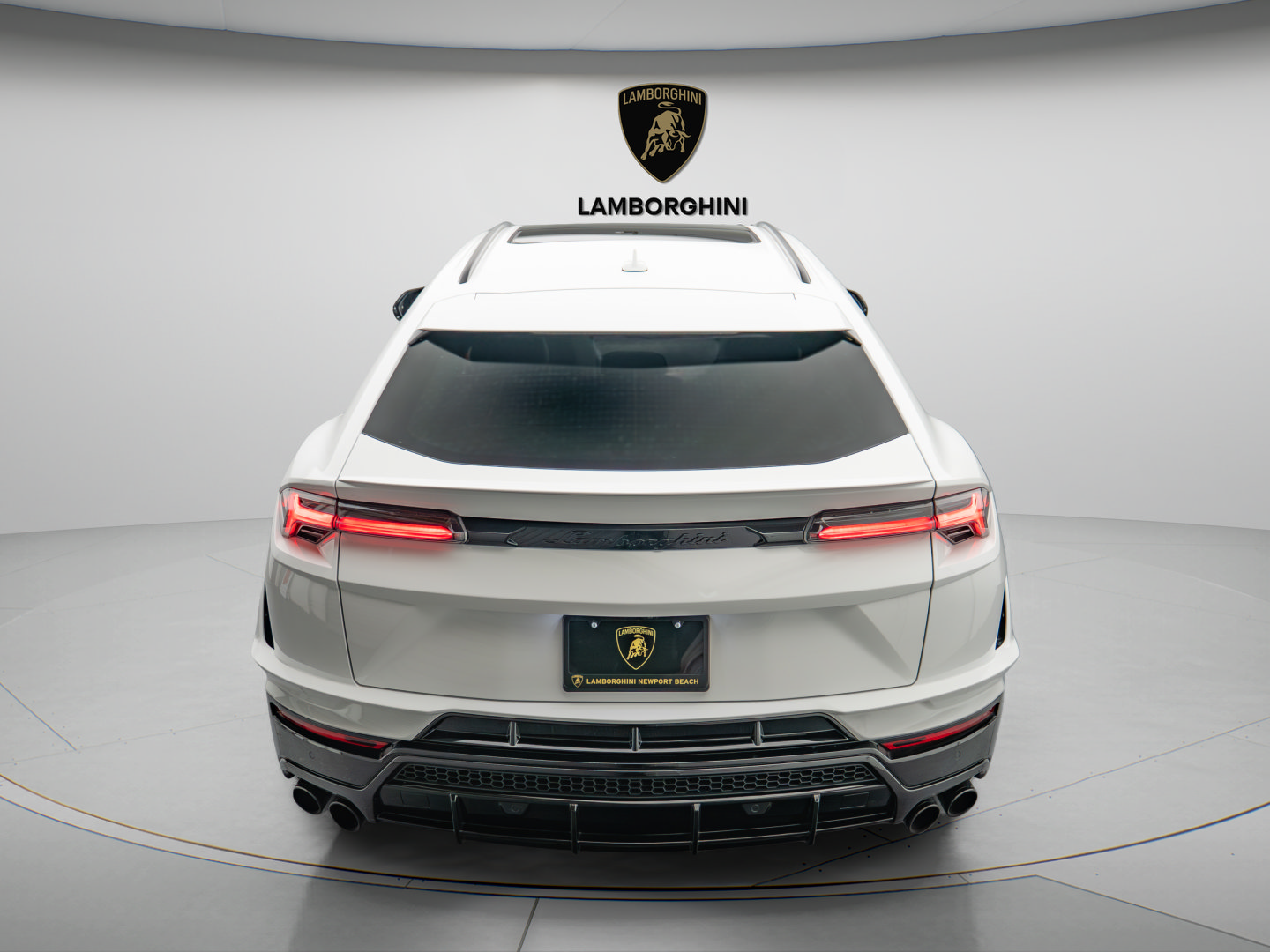 Used 2024 Lamborghini Urus S AWD/4WD image 8