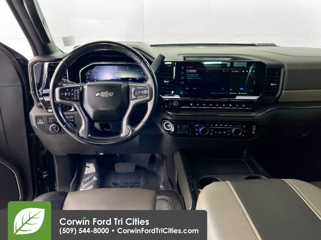 Used 2024 Chevrolet Silverado 2500 ZR2 w/ Technology Package image 26