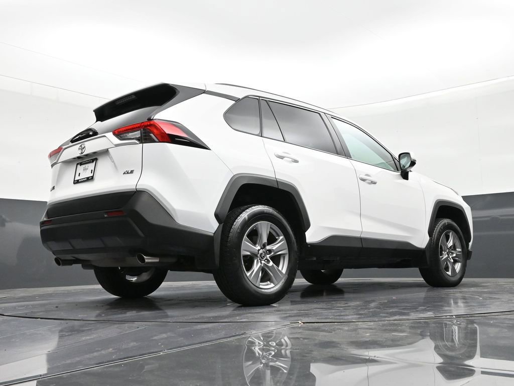 Used 2024 Toyota RAV4 XLE w/ Convenience Package image 24