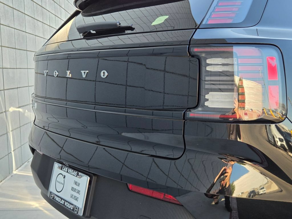 New 2025 Volvo EX30 Plus w/ Protection Package Premier AWD/4WD image 11