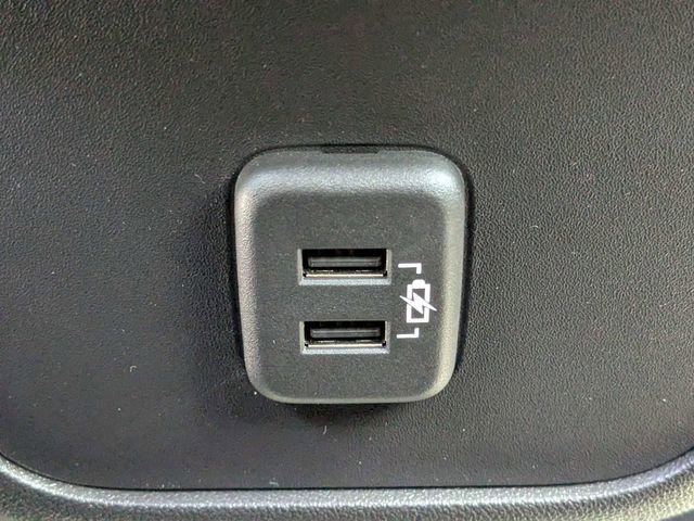 Used 2024 Chevrolet Equinox LT FWD image 10