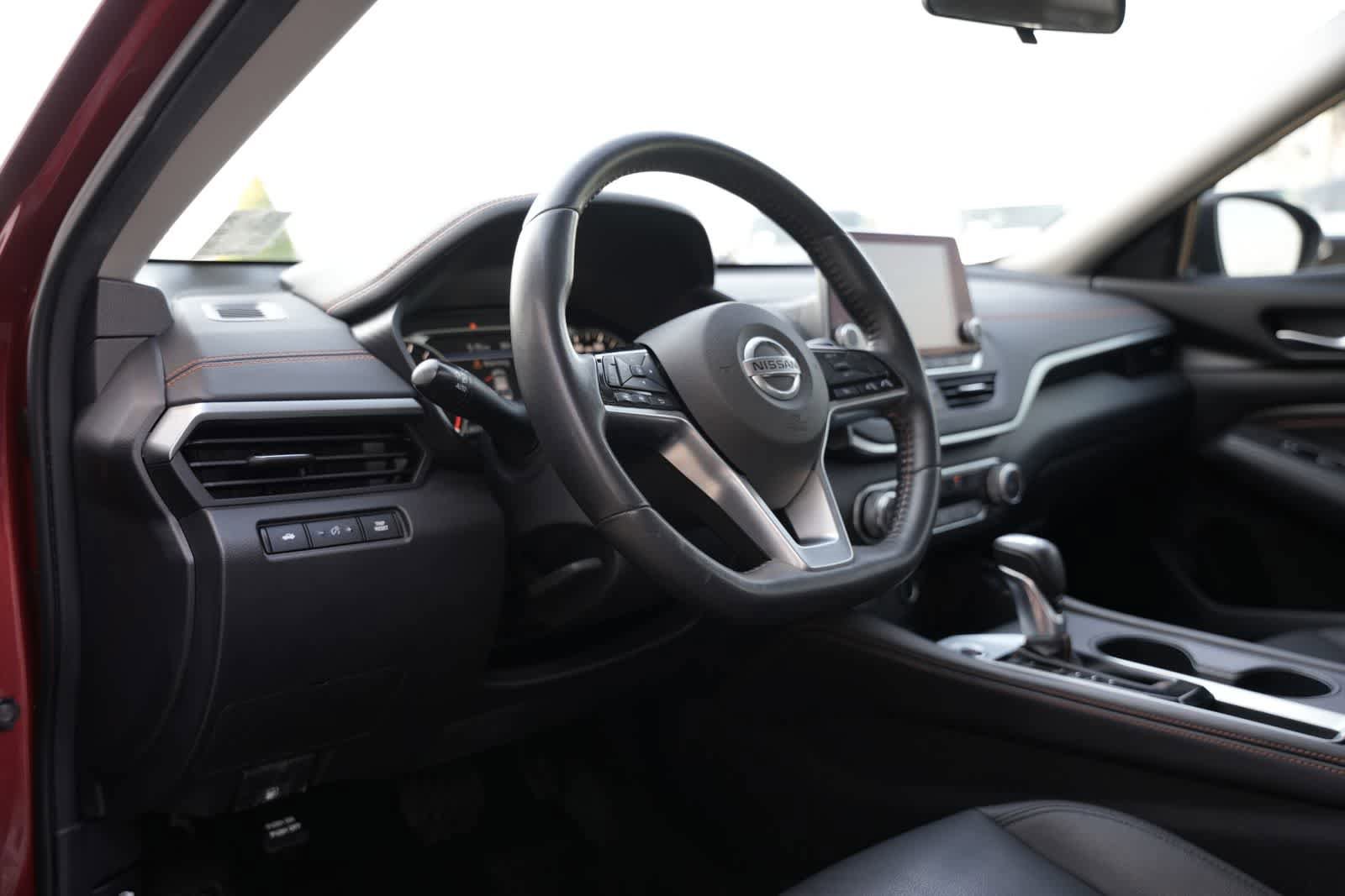 Used 2019 Nissan Altima 2.5 SR FWD image 15