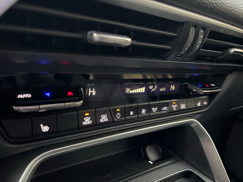 Used 2024 MAZDA CX-90 3.3 Turbo w/ Preferred Plus image 34