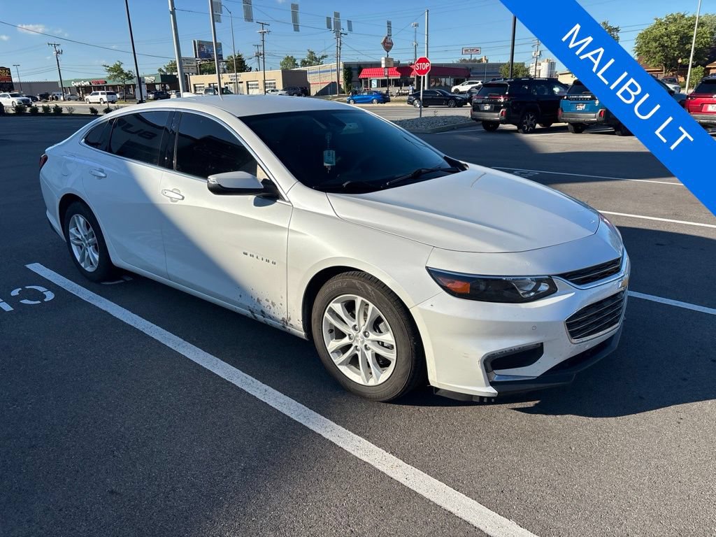 Used 2018 Chevrolet Malibu LT w/ Driver Confidence Package FWD image 1