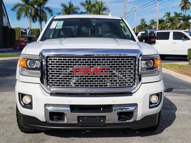 Used 2016 GMC Sierra 3500 Denali w/ Duramax Plus Package image 10