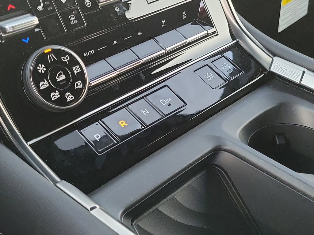 New 2025 Nissan Armada PRO-4X image 40