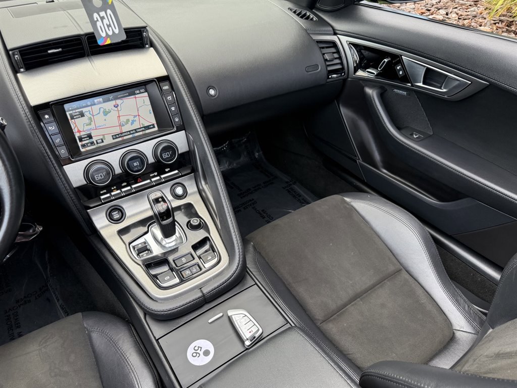 Used 2017 Jaguar F-TYPE Convertible image 24