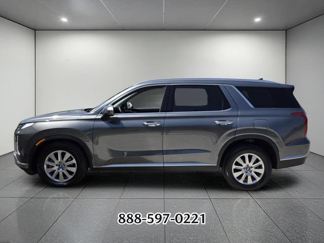 Used 2024 Hyundai Palisade SEL FWD image 2
