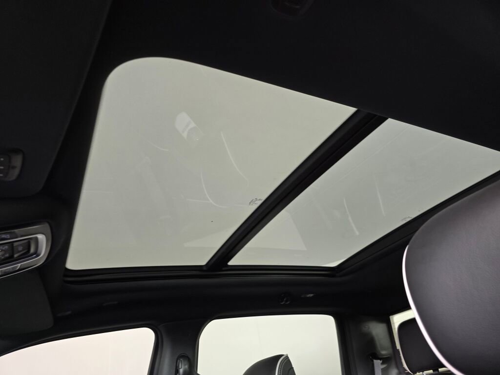 New 2026 RAM 1500 Limited w/ Off Road Group image 25