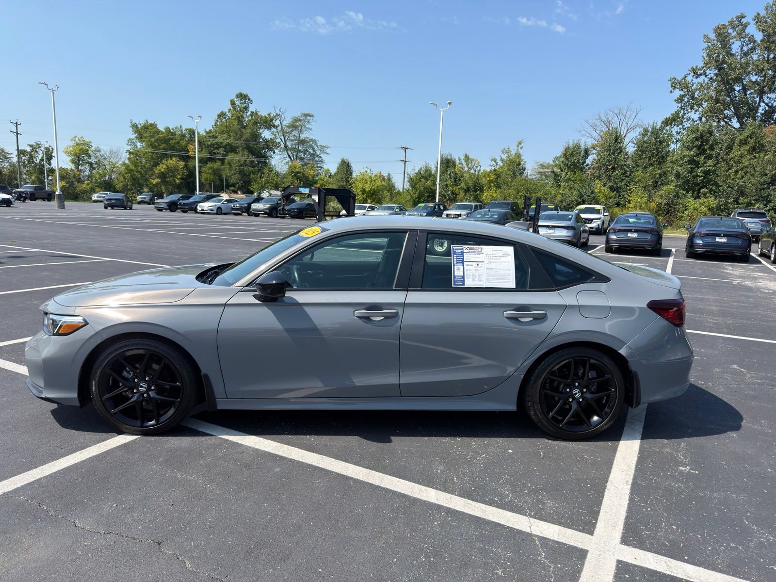 Used 2025 Honda Civic Sport image 3