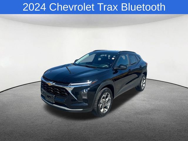 Used 2024 Chevrolet Trax LT w/ Driver Confidence Package