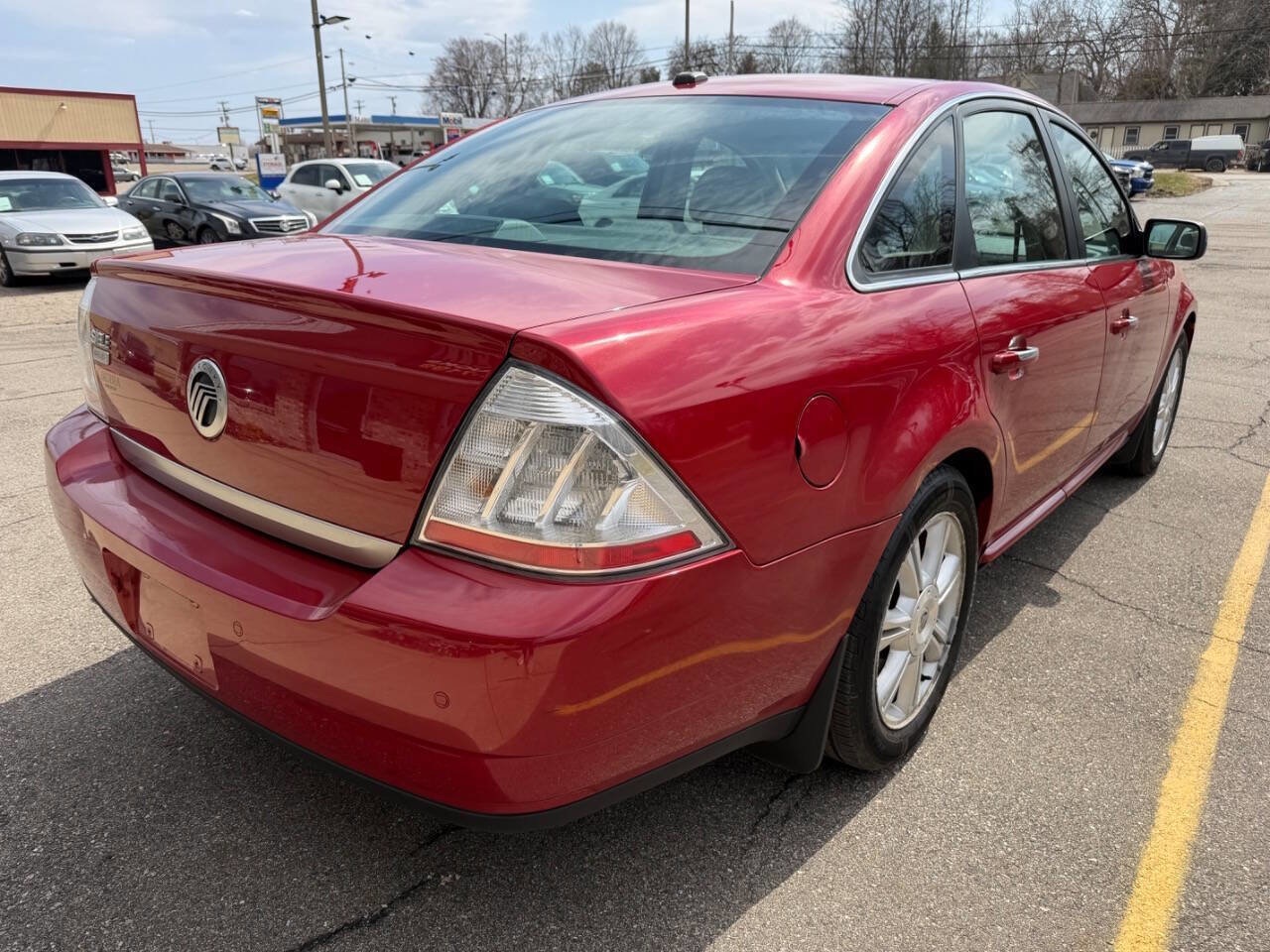 Used 2009 Mercury Sable Premier image 3