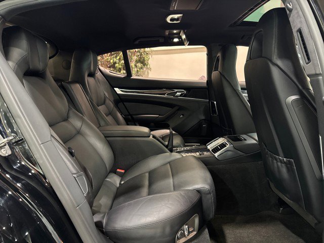 Used 2014 Porsche Panamera 4S Executive AWD/4WD image 51
