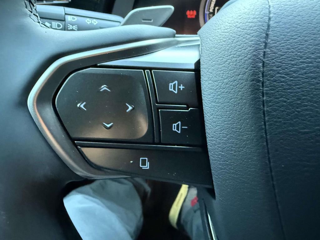 New 2026 Lexus RZ 450e Premium image 17