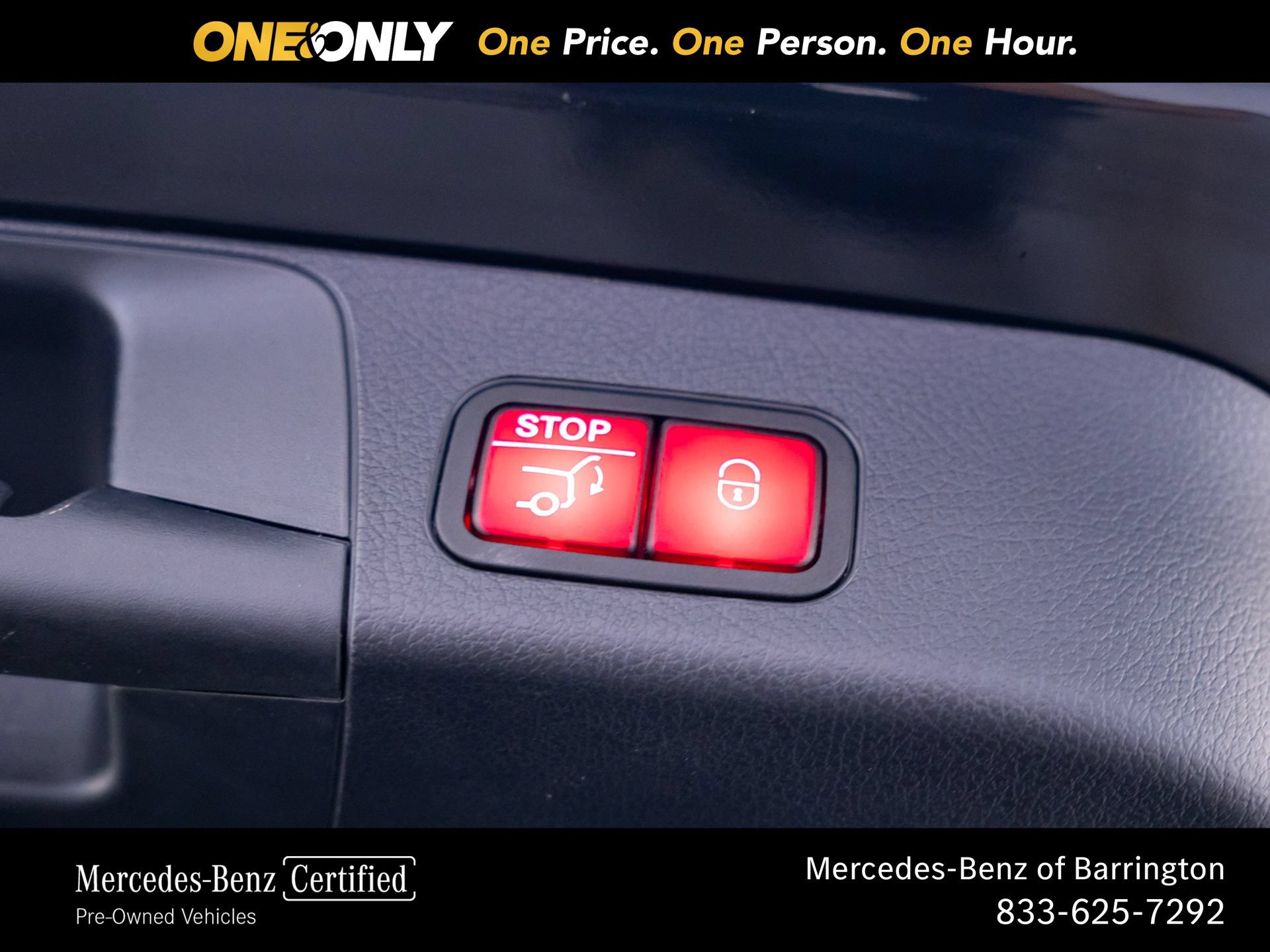 Used 2023 Mercedes-Benz GLB 250 4MATIC w/ Premium Package image 35