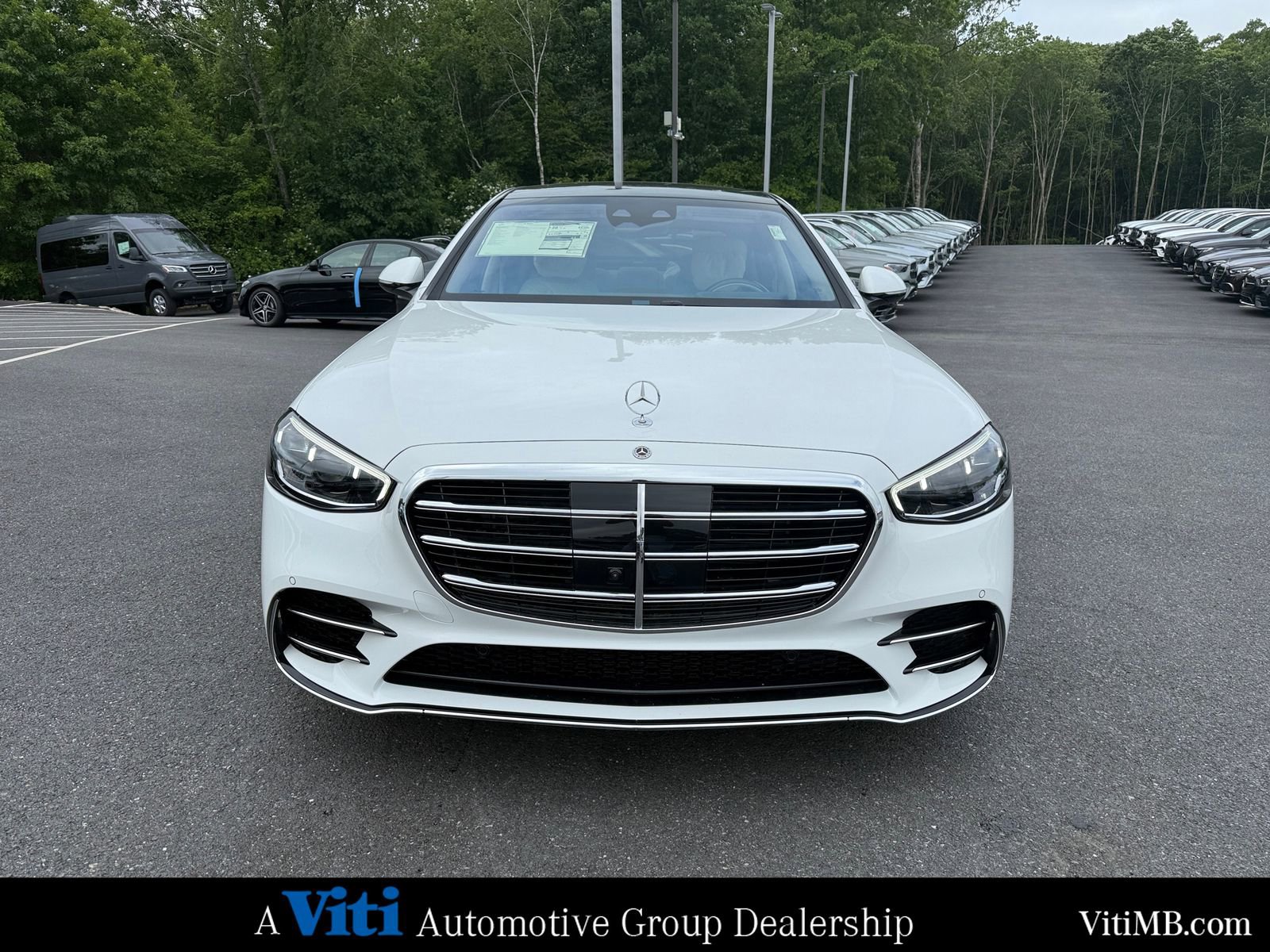 New 2025 Mercedes-Benz S 580 4MATIC Sedan image 3