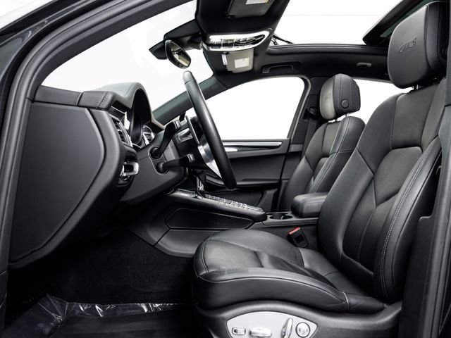 Used 2017 Porsche Macan GTS AWD/4WD image 8
