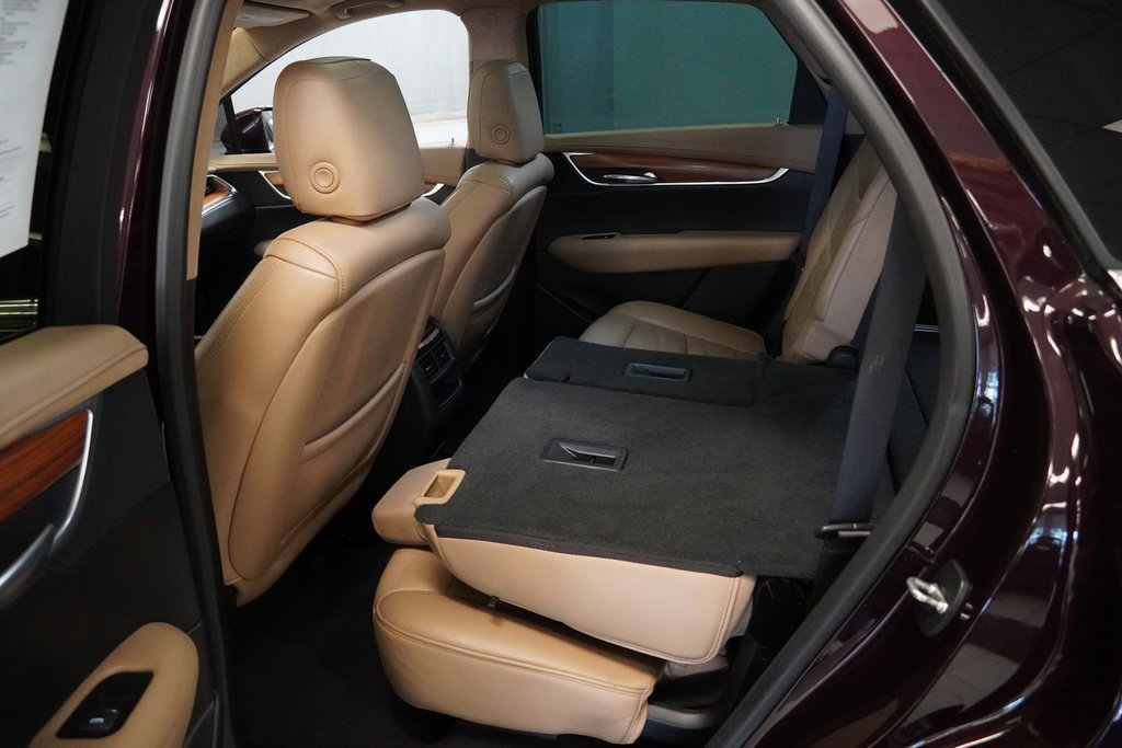 Used 2018 Cadillac XT5 Platinum w/ Driver Assist Package image 22