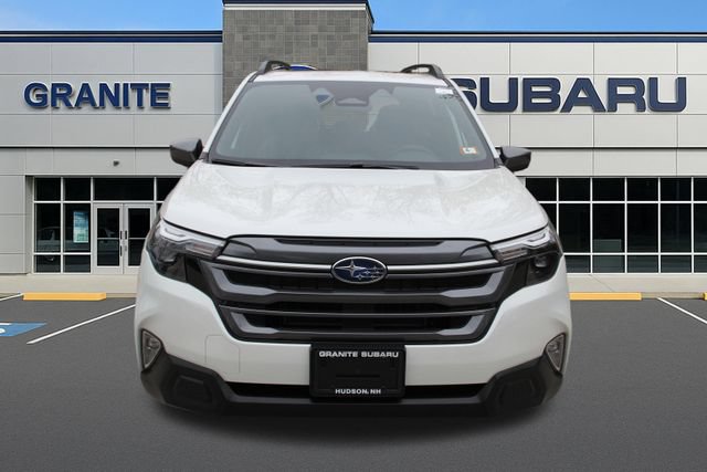 Used 2025 Subaru Forester Premium AWD/4WD image 5
