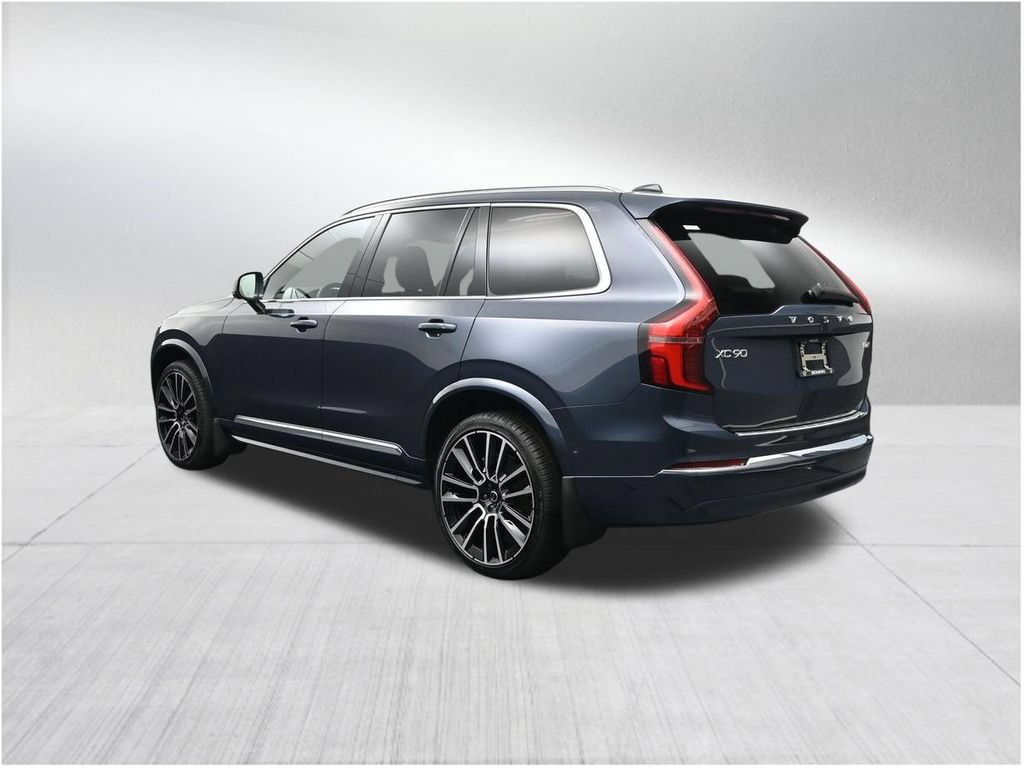 New 2026 Volvo XC90 B6 Plus w/ Protection Package Premier AWD/4WD image 3