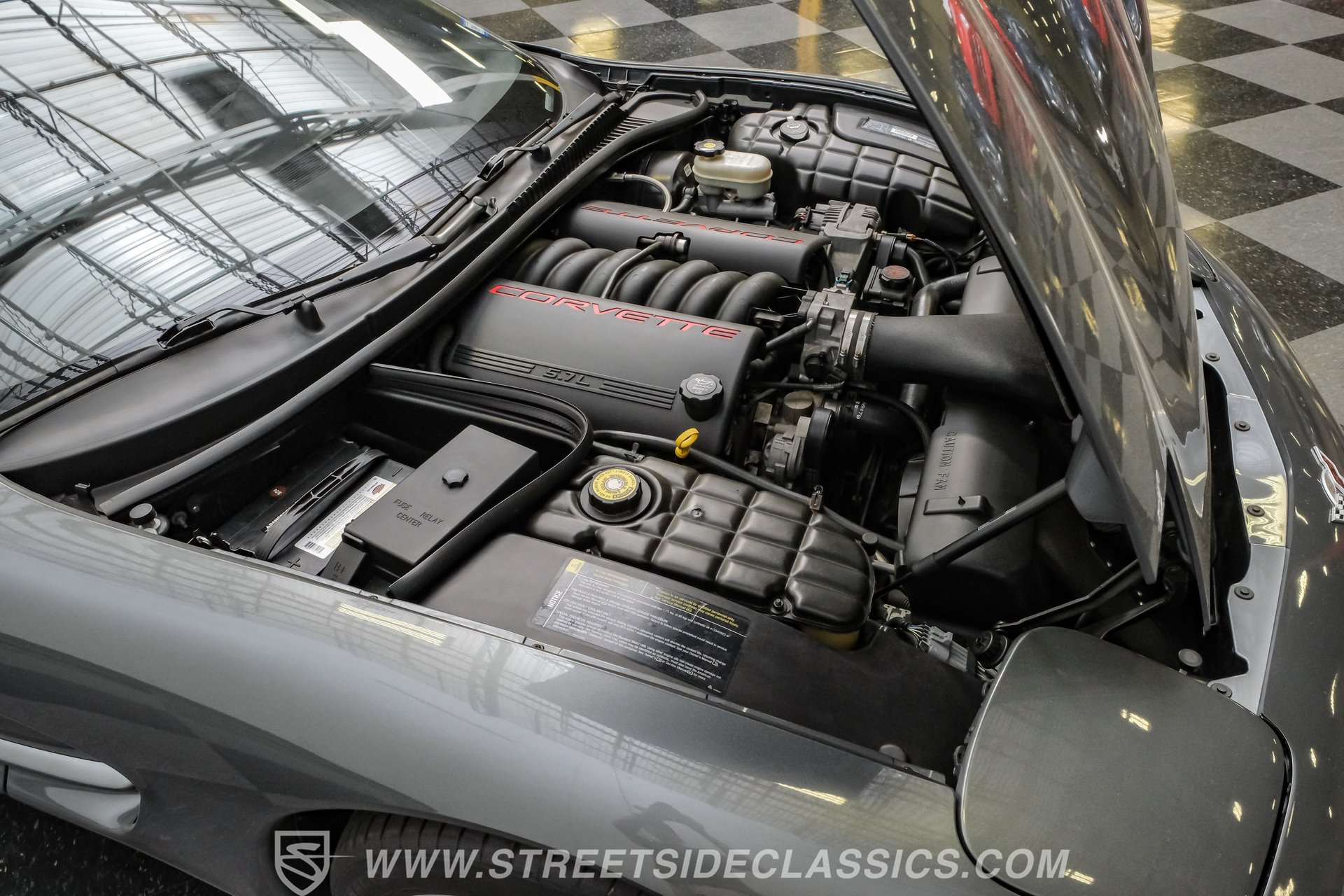 Used 2003 Chevrolet Corvette Convertible w/ Preferred Equipment Group1 RWD image 39