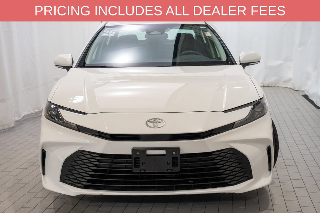 Used 2025 Toyota Camry LE FWD image 2