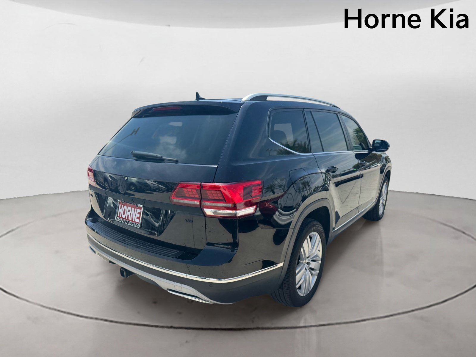 Used 2019 Volkswagen Atlas SEL FWD image 4