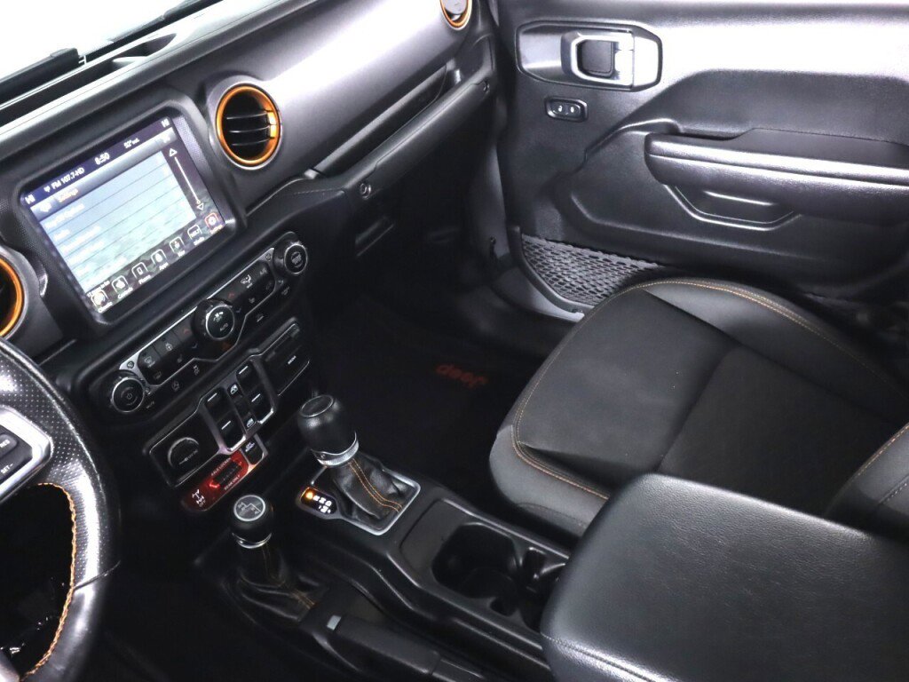 Used 2020 Jeep Gladiator Mojave AWD/4WD image 35