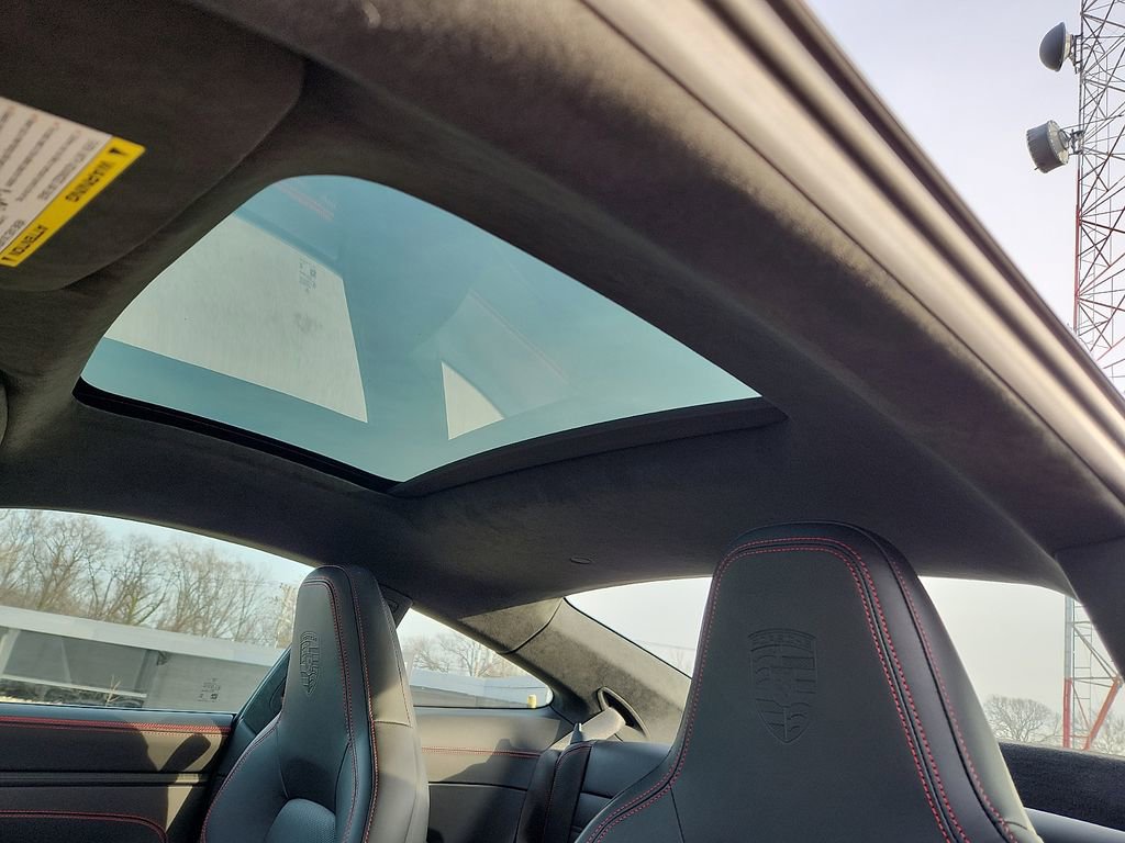 New 2026 Porsche 911 Carrera 4S image 13