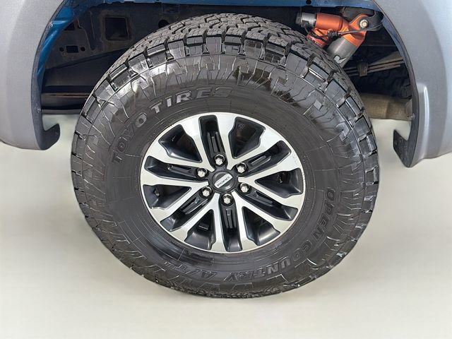 Used 2019 Ford F150 Raptor w/ Equipment Group 802A Luxury image 33