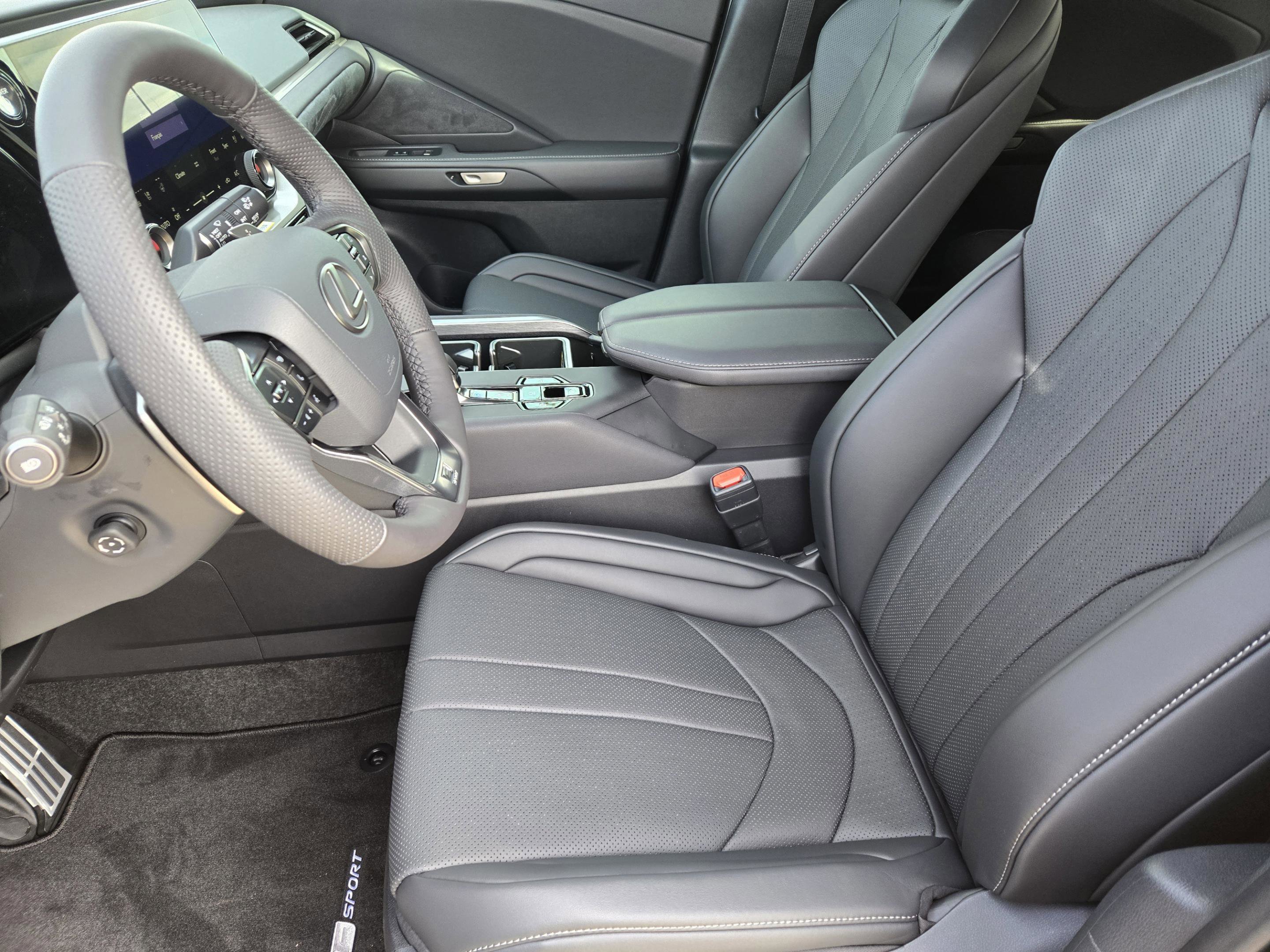 New 2026 Lexus TX 500h AWD image 8