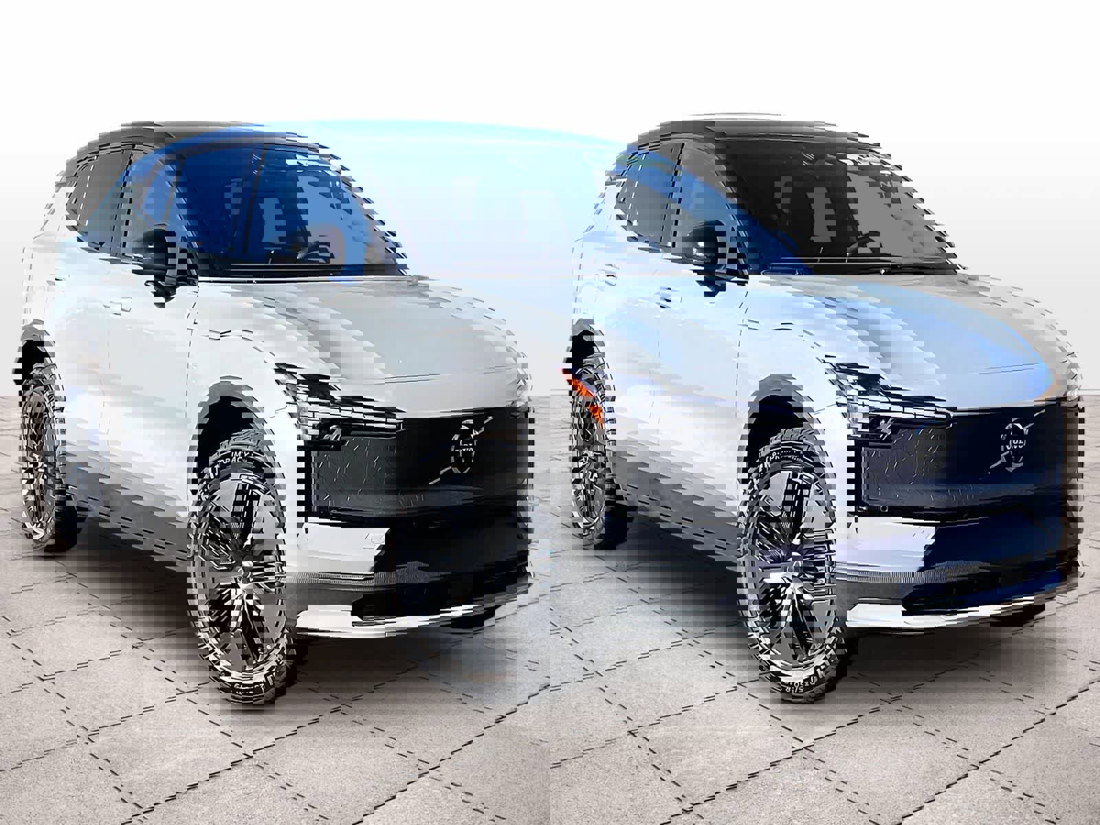 New 2026 Volvo EX30 Cross Country Ultra w/ Protection Package Premier AWD/4WD image 2