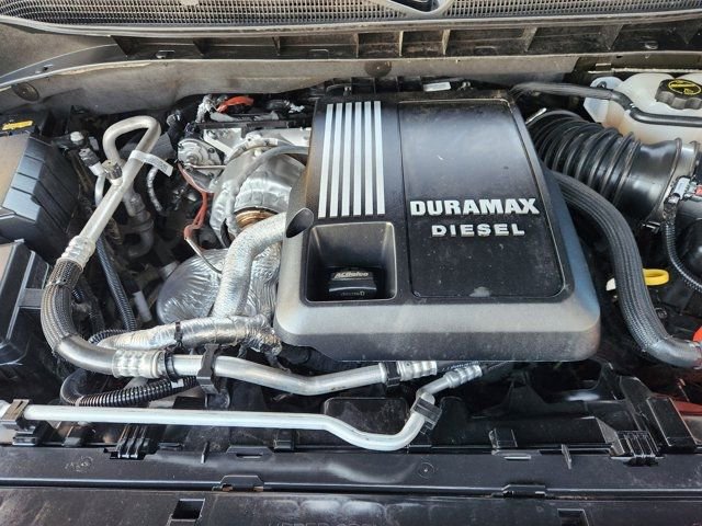 Used 2025 Chevrolet Silverado 1500 ZR2 w/ Technology Package image 33