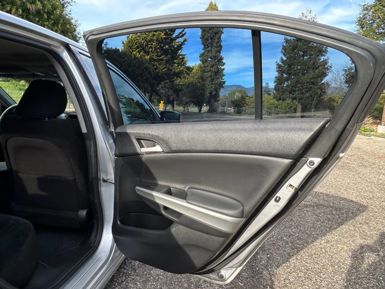 Used 2009 Honda Accord EX image 32