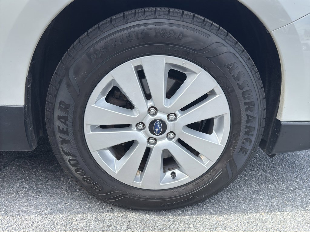 Used 2018 Subaru Outback 2.5i Premium image 29