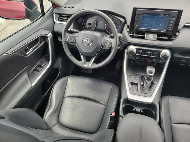 Used 2021 Toyota RAV4 XLE Premium FWD image 13