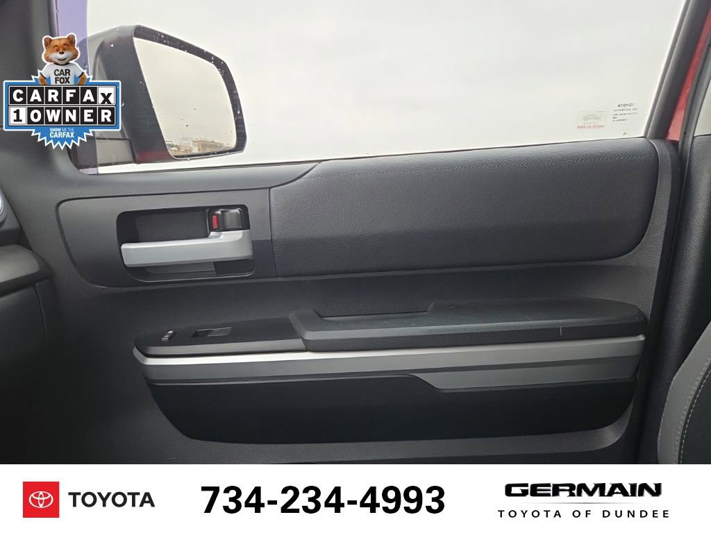 Used 2014 Toyota Tundra SR5 w/ SR5 Upgrade Package image 28