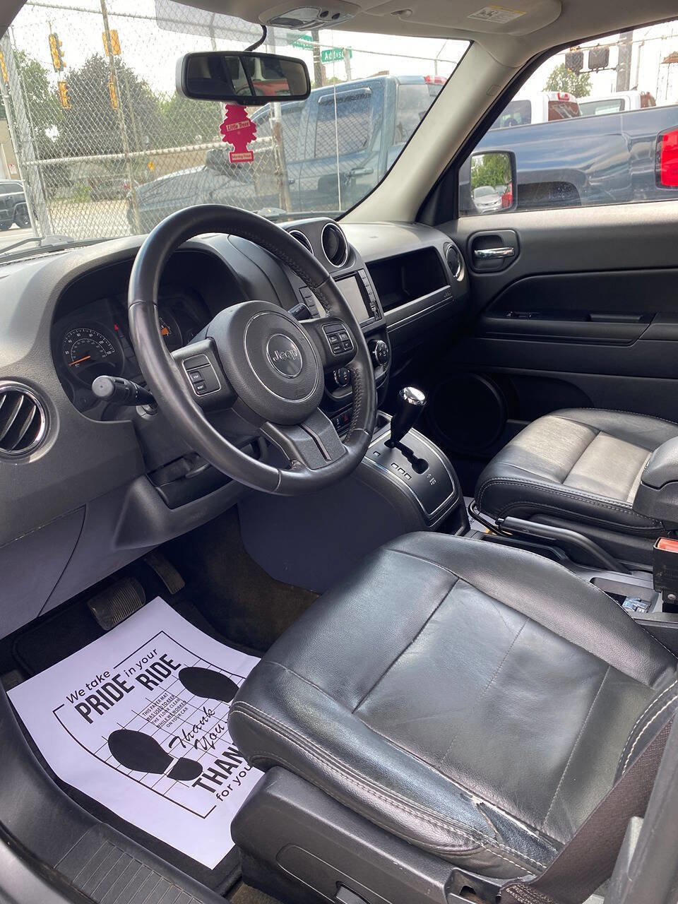 Used 2016 Jeep Patriot High Altitude AWD/4WD image 14