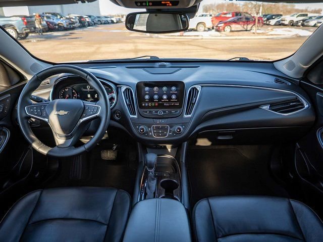 Used 2024 Chevrolet Malibu LT image 21